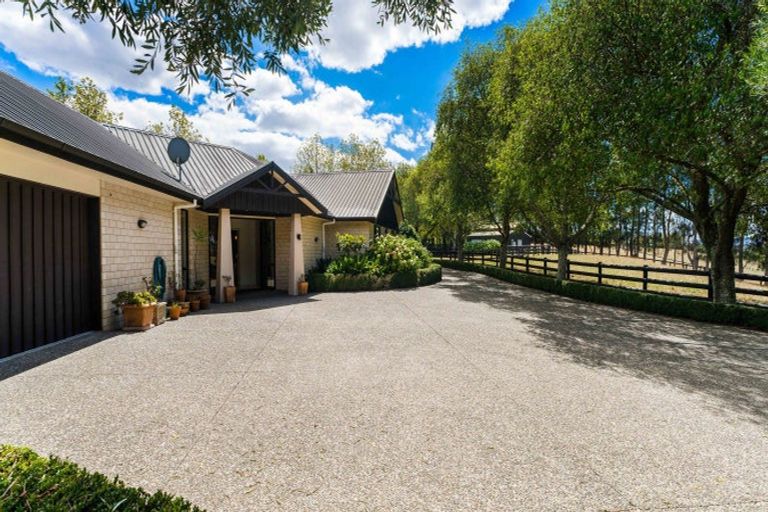 Photo of property in 65 Ernest George Drive, Karaka, Papakura, 2580