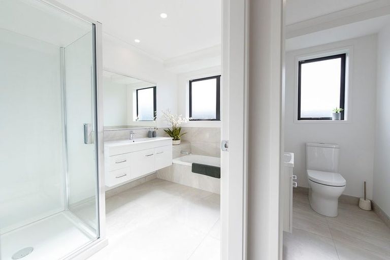 Photo of property in 27 Te Piriti Road, One Tree Point, 0118