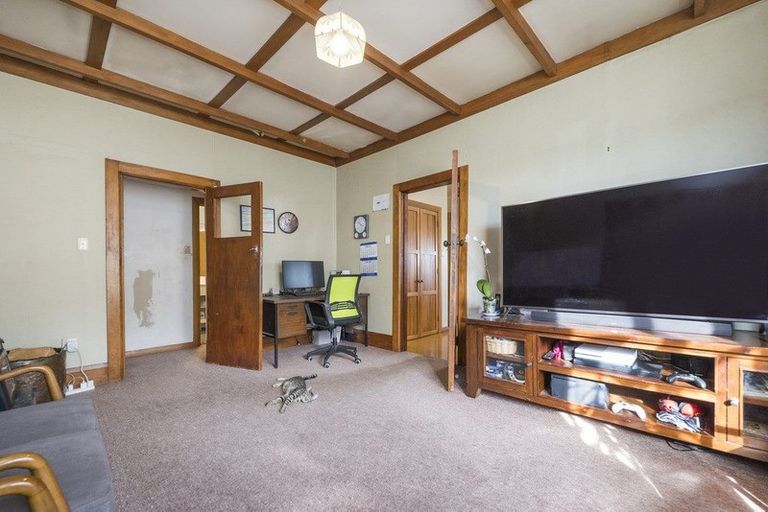 Photo of property in 10 Stewart Crescent, Hokowhitu, Palmerston North, 4410