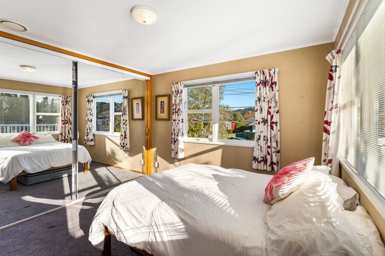 Photo of property in 69 Thomas Street, Stokes Valley, Lower Hutt, 5019