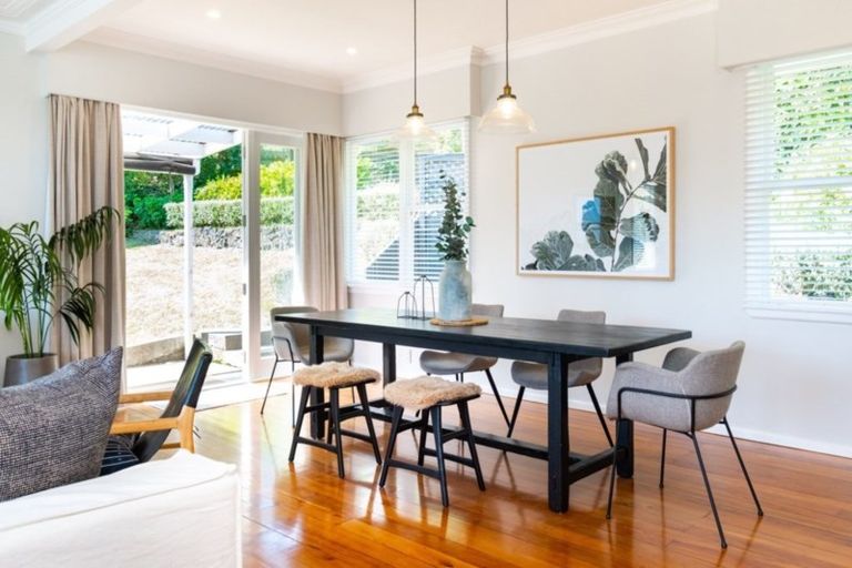 Photo of property in 24 France Road, Bluff Hill, Napier, 4110