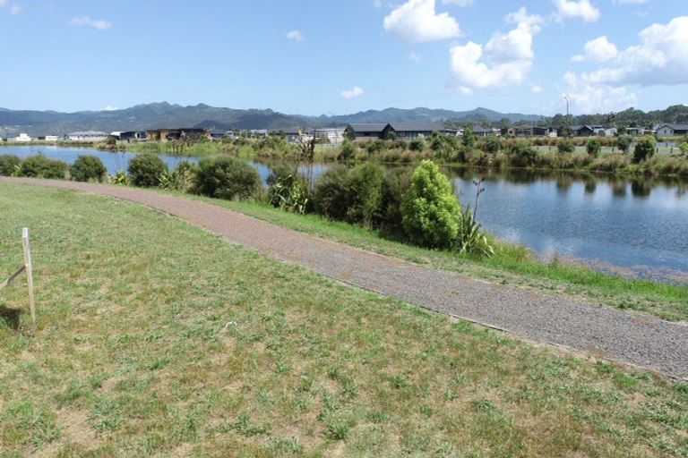 Photo of property in 106 Takapu Close, Matarangi, 3592