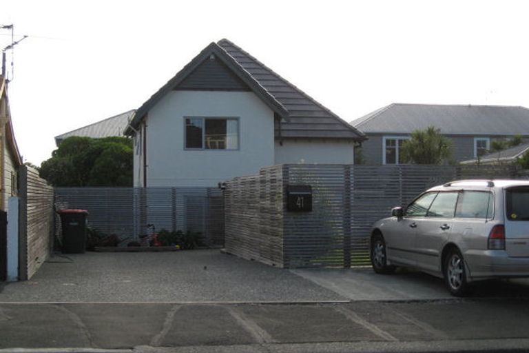 Photo of property in 41 Forres Street, Seatoun, Wellington, 6022