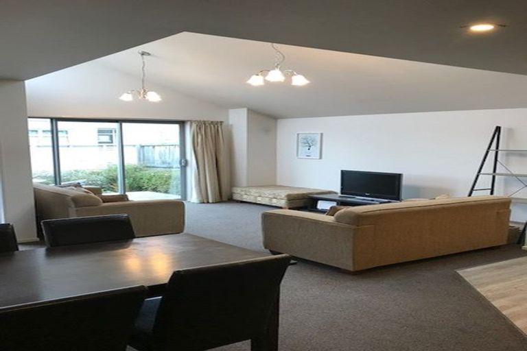 Photo of property in 33 Cotterill Street, Addington, Christchurch, 8024