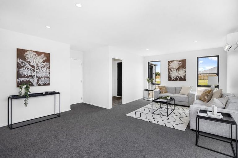 Photo of property in 25 Hanmer Crescent, Rangiora, 7400