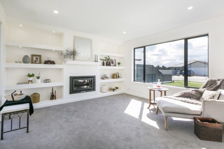 Photo of property in 11 Hurunui Drive, Te Awa, Napier, 4110