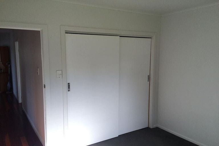 Photo of property in 25 Matama Road, Glen Eden, Auckland, 0602