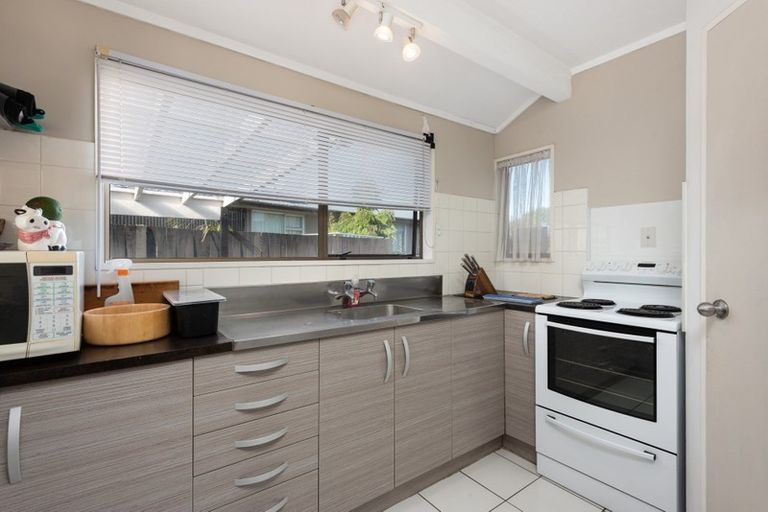 Photo of property in 12 Tania Place, Mount Maunganui, 3116