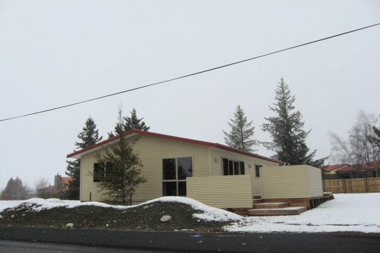 Photo of property in 6 Glenbrook Crescent, Twizel, 7901