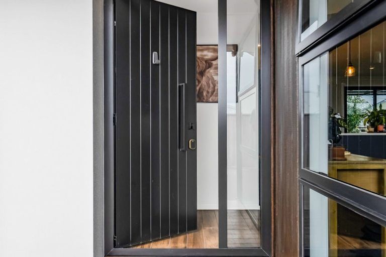 Photo of property in 7 Hodge Park Lane, Inglewood, 4330