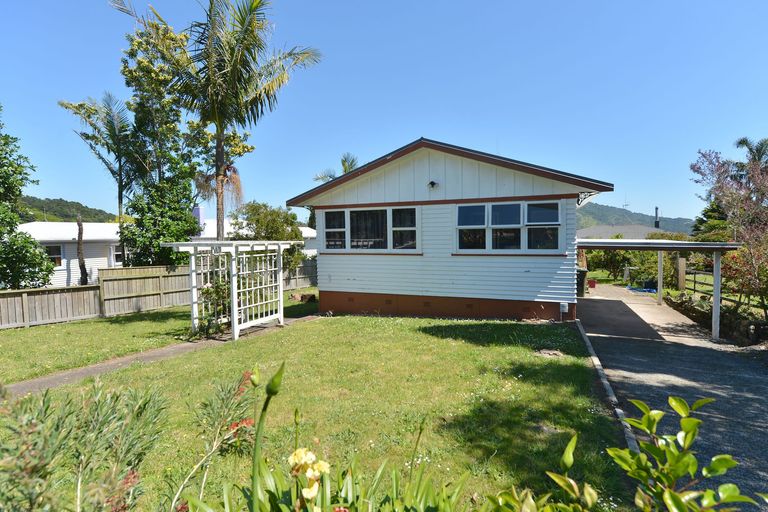 Photo of property in 13 Butler Place, Te Kamo, Whangarei, 0112