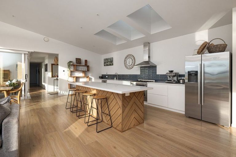 Photo of property in 37 Pahoia Beach Road, Whakamarama, Tauranga, 3172