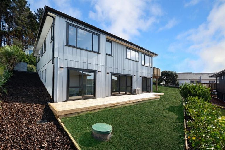 Photo of property in 36 Bella Vista Drive, Gulf Harbour, Whangaparaoa, 0930