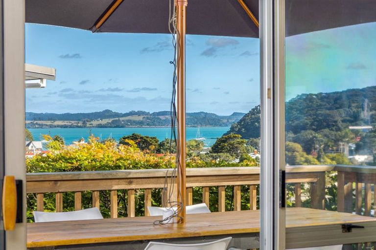 Photo of property in 13 Long Beach Road, Russell, 0202