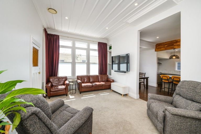 Photo of property in 84 Featherston Street, Takaro, Palmerston North, 4412