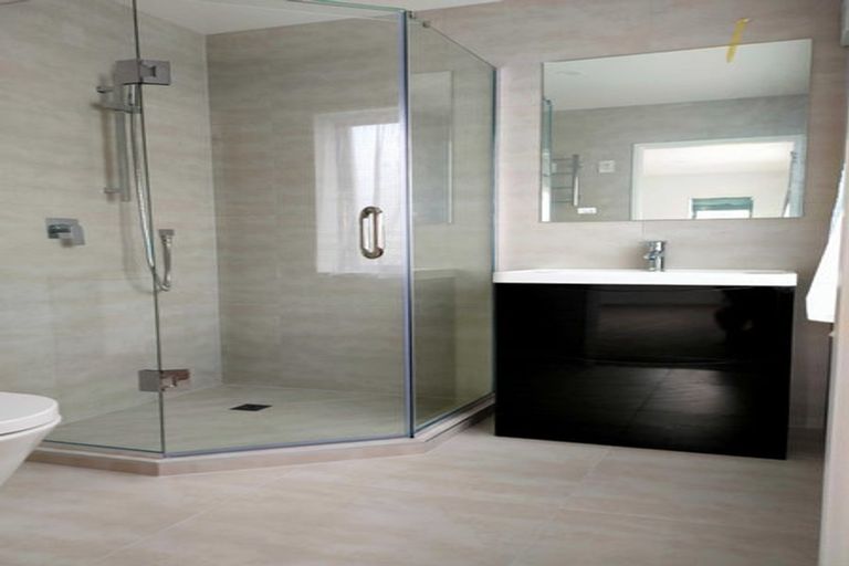 Photo of property in 47c Withers Road, Glen Eden, Auckland, 0602