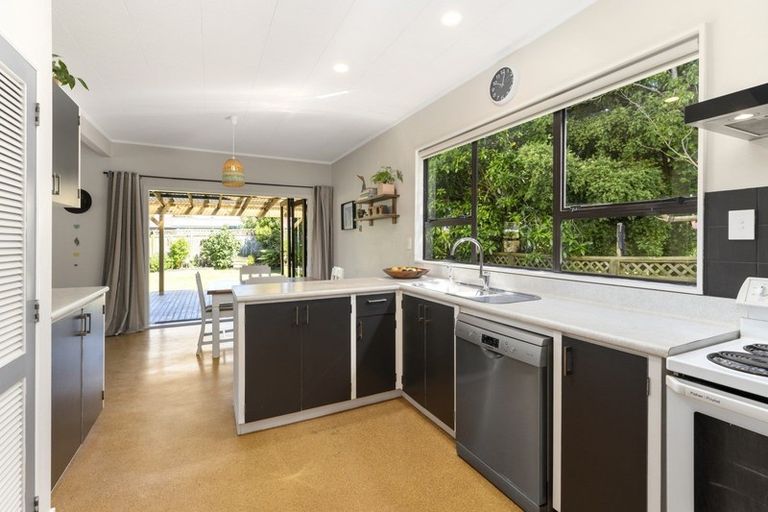 Photo of property in 53a Leinster Avenue, Raumati South, Paraparaumu, 5032