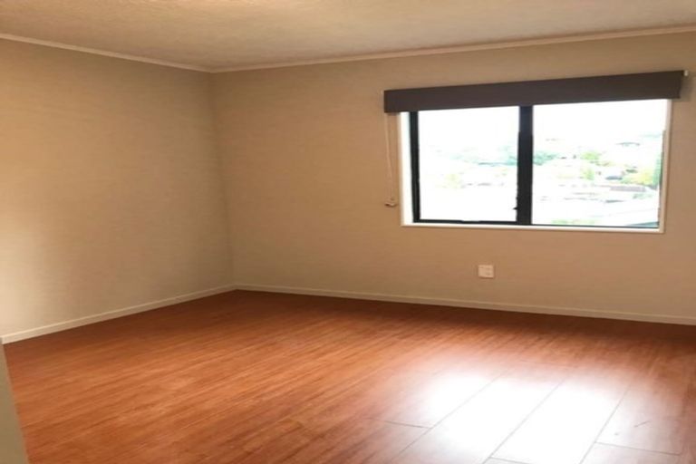 Photo of property in 24 Alidade Place, Massey, Auckland, 0614