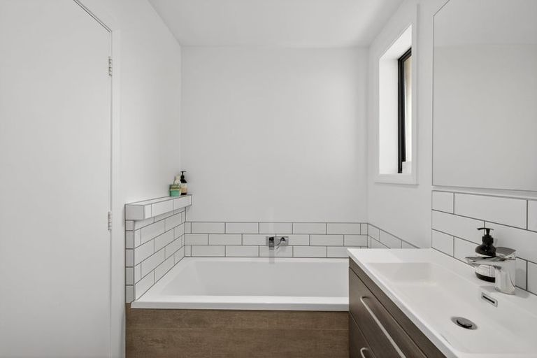 Photo of property in 25 Waipara Street, Cracroft, Christchurch, 8025