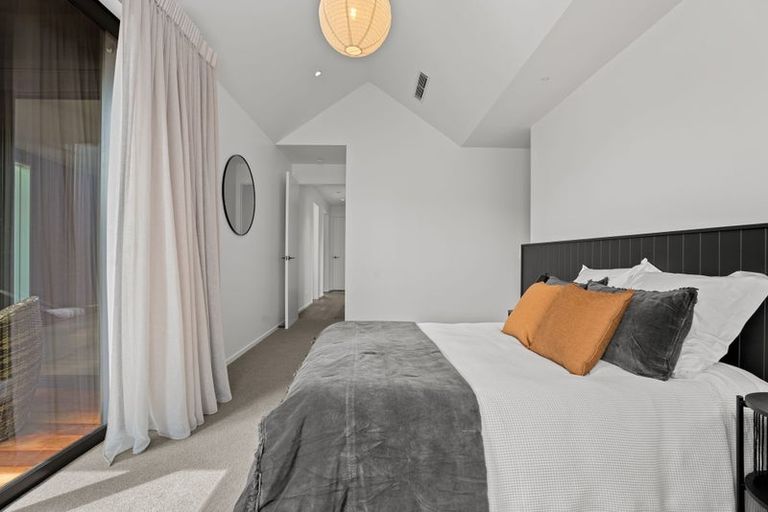 Photo of property in 10 Taurus Lane, Jacks Point, 9371