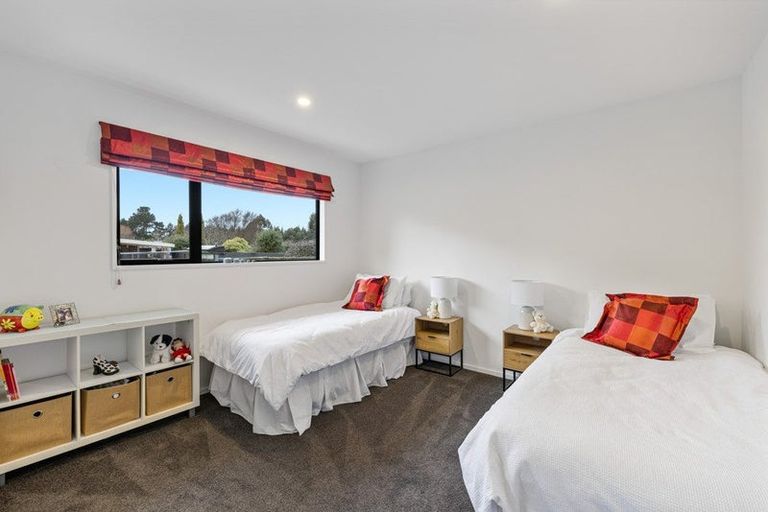 Photo of property in 30 Hemingway Place, Spencerville, Christchurch, 8083