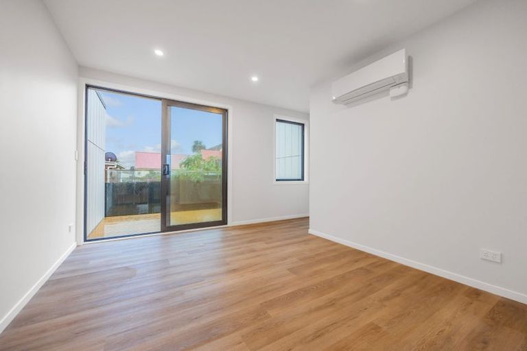 Photo of property in 7 Pukakaho Lane, Papatoetoe, Auckland, 2025