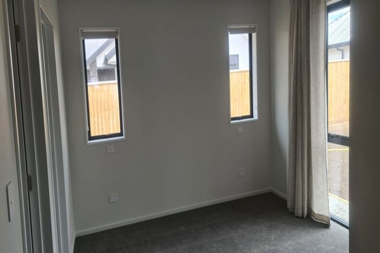 Photo of property in 12 Jack Rogers Road, Halswell, Christchurch, 8025