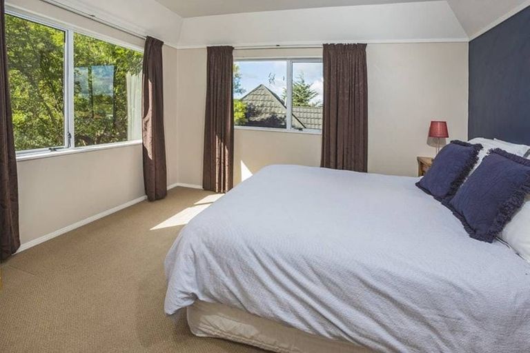 Photo of property in 2/34 Britannia Place, Half Moon Bay, Auckland, 2012