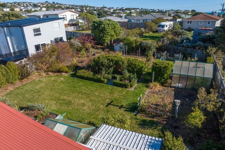 Photo of property in 38 Waiuta Street, Titahi Bay, Porirua, 5022