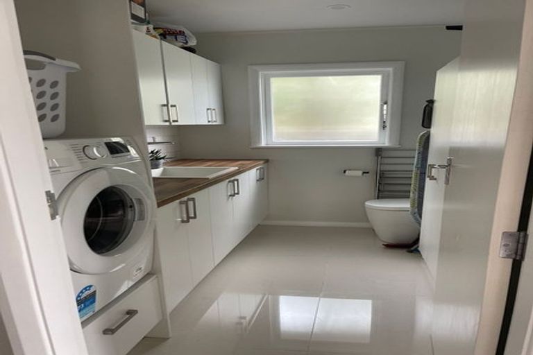 Photo of property in 152 Muritai Road, Eastbourne, Lower Hutt, 5013