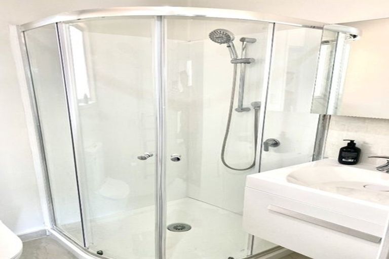 Photo of property in 29a Archers Road, Hillcrest, Auckland, 0629