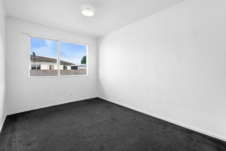 Photo of property in 35 Purcell Place, Melville, Hamilton, 3206