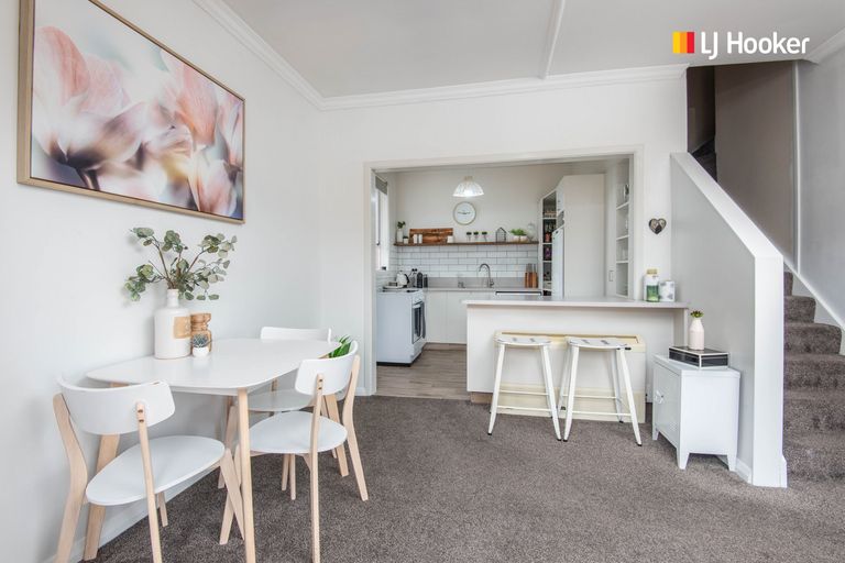 Photo of property in 1 Mure Street, Mosgiel, 9024