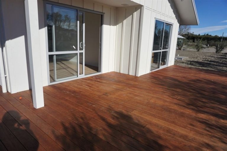 Photo of property in 14 Cape Grove, Haumoana, 4180