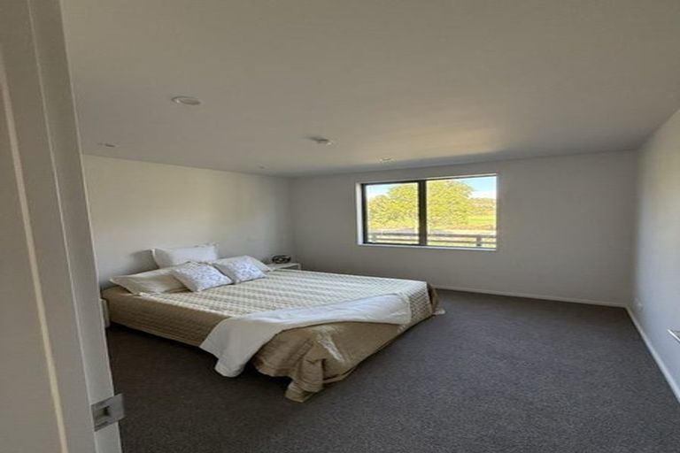 Photo of property in 5 Tieke Lane, Halswell, 8025