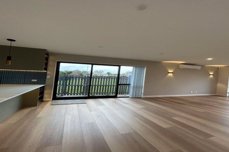Photo of property in 7a Daytona Road, Henderson, Auckland, 0610