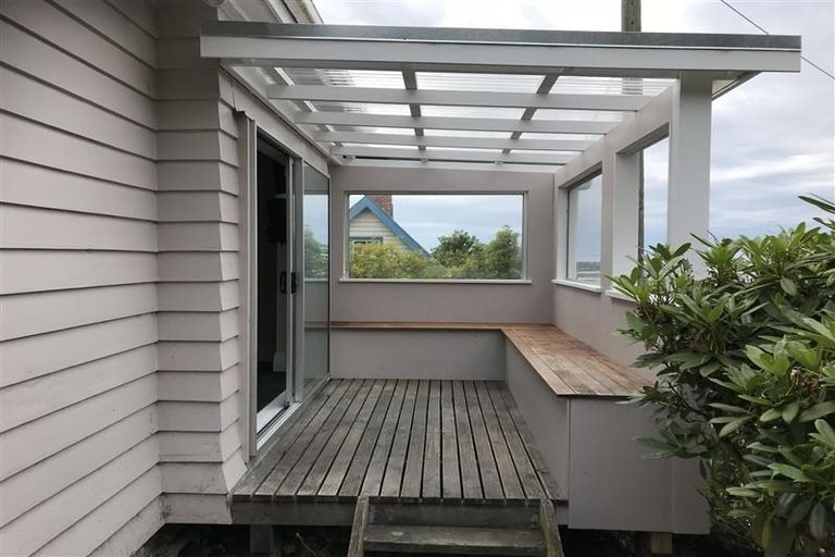 Photo of property in 18 Lachlan Avenue, North Dunedin, Dunedin, 9016