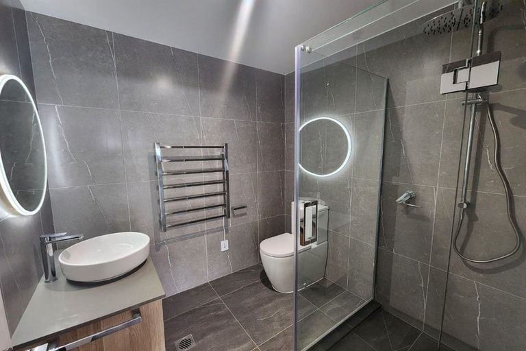 Photo of property in 64d Coronation Road, Mangere Bridge, Auckland, 2022