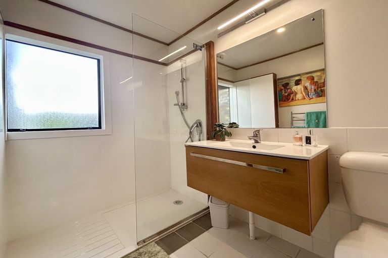 Photo of property in 3/164 Rangatira Road, Beach Haven, Auckland, 0626