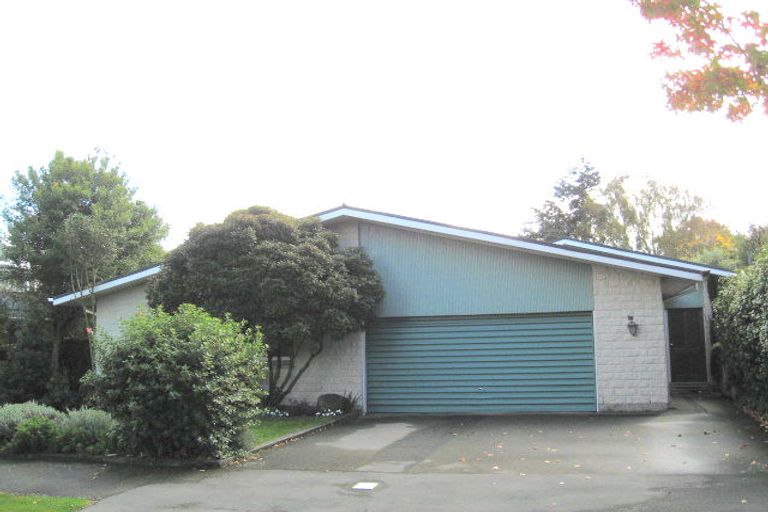Photo of property in 11 Hanover Place, Ilam, Christchurch, 8041