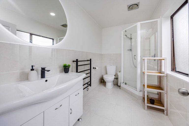 Photo of property in 36 Brylee Drive, Conifer Grove, Takanini, 2112