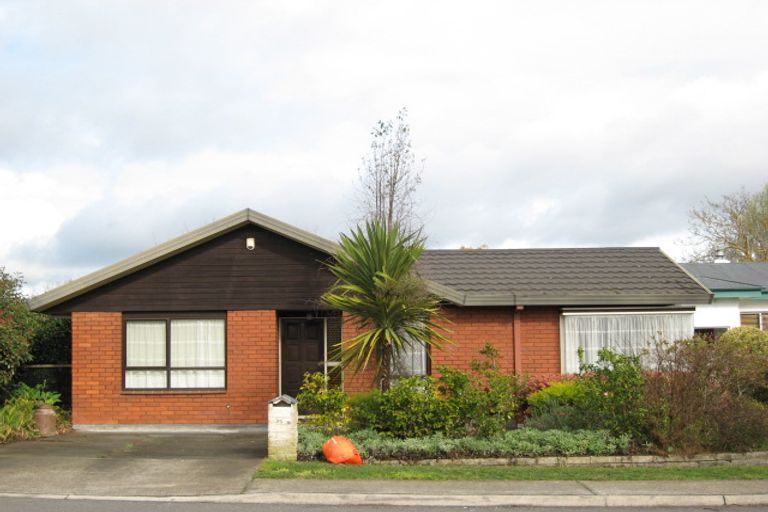 Photo of property in 15 Saint Hill Lane, Havelock North, 4130
