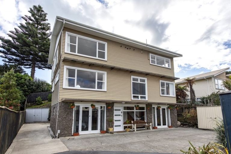 Photo of property in 29a Golf Road, Paraparaumu Beach, Paraparaumu, 5032