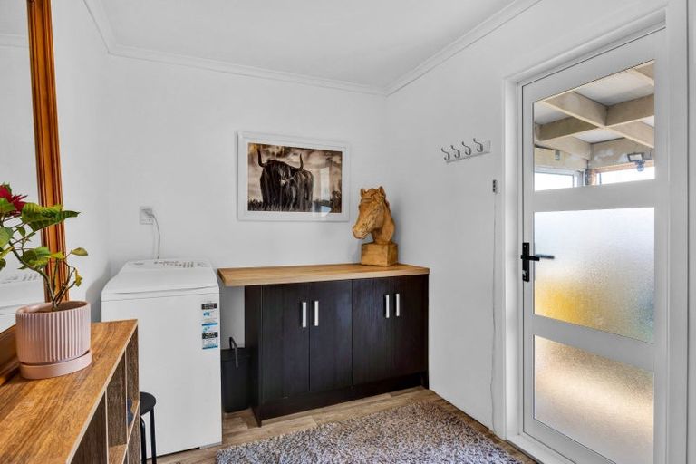 Photo of property in 282 Warea Road, Warea, New Plymouth, 4381