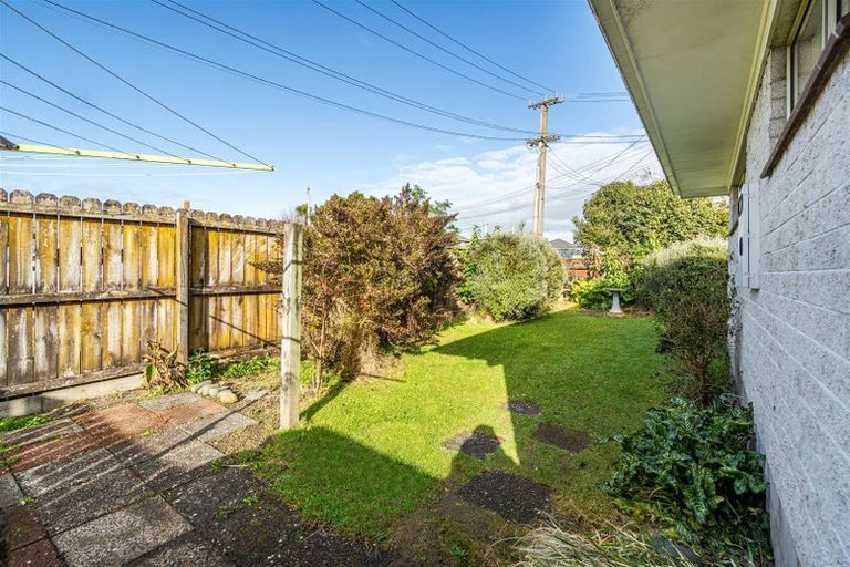 Photo of property in 2/32 Opaheke Road, Papakura, 2110