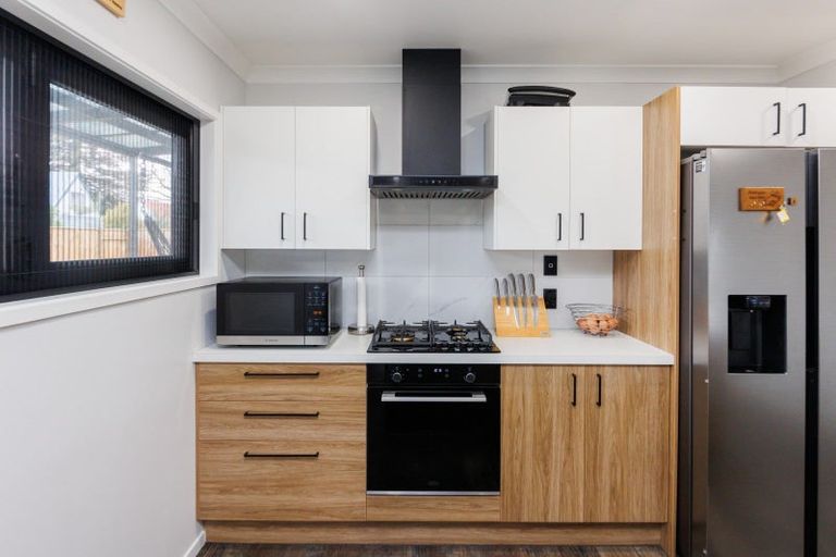 Photo of property in 9 Monarch Drive, Ashhurst, 4810