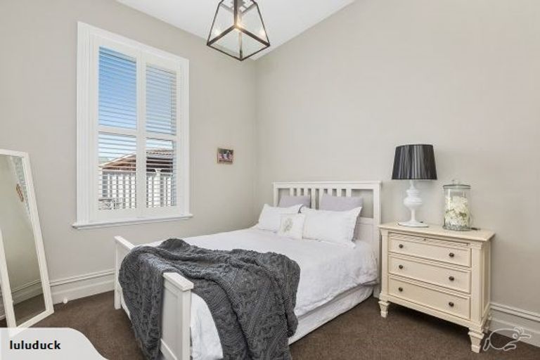 Photo of property in 84 Tomahawk Road, Andersons Bay, Dunedin, 9013