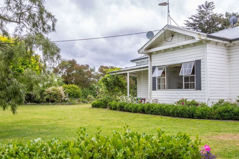 Photo of property in 386 Chester Road, West Taratahi, Carterton, 5791