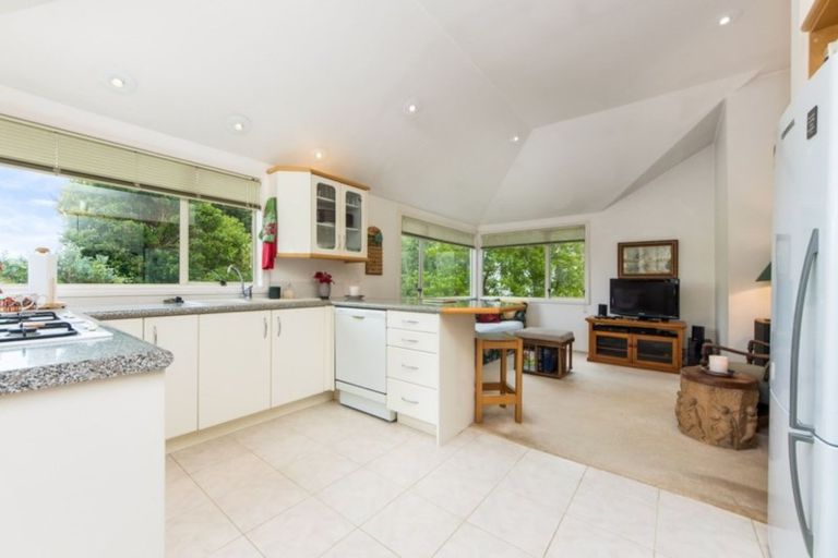 Photo of property in 4/30 Clarence Road, Northcote Point, Auckland, 0627