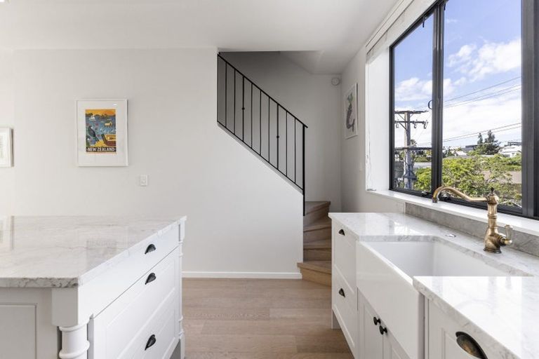 Photo of property in 2/4 Fitzroy Street, Ponsonby, Auckland, 1021